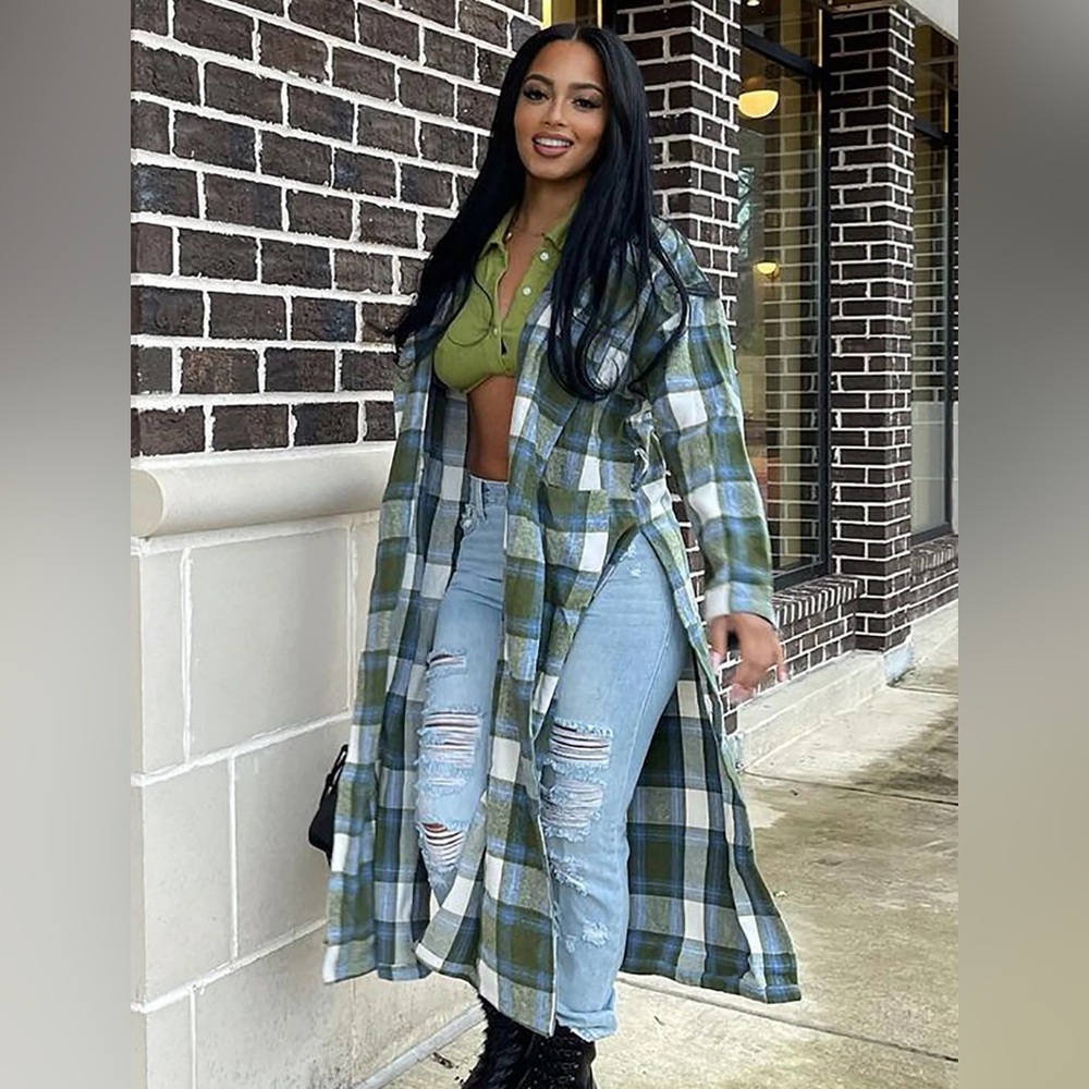 Fashion Nova Plaid/Flannel Light Trench Coat
